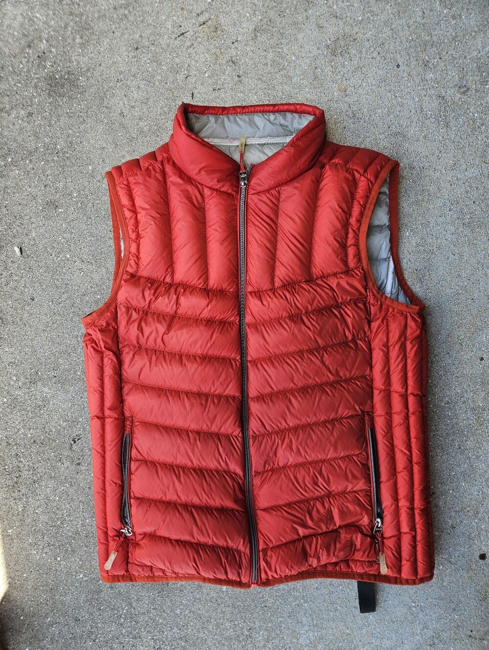 Tumi Pax Down Vest Women's Size Large Red Full Zip Packable Pillow Quilted Used